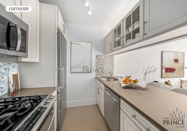 Photo 3 of Condo for sale at 380 Rector Pl #10F, New York, NY 10280 | MLS# RLS20057536 | Listing updated on 2025-12-21