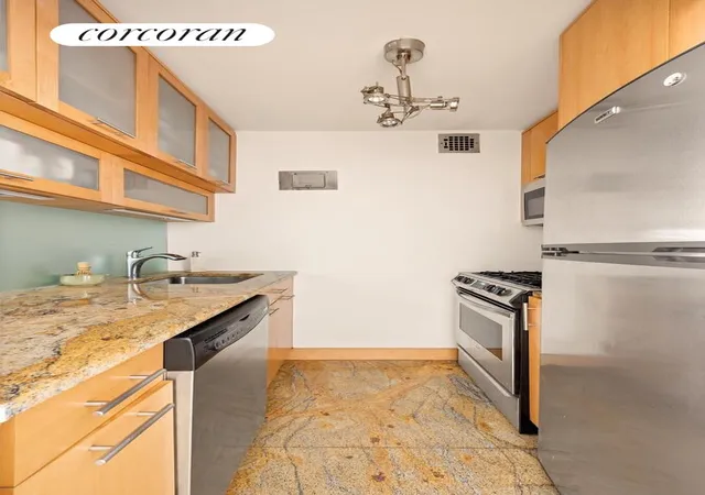 Photo 4 of Sale Pending at 209 E 56th Street #7A, New York City, NY 10022 | MLS# RLS20057584 | Listing updated on 2026-08-03