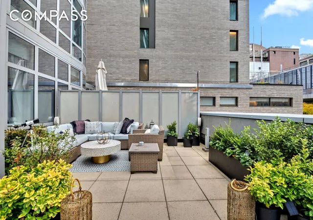 Photo 2 of Townhouse for sale at 555 W 59th St #TH3C, New York, NY 10019 | MLS# RLS20057636 | Listing updated on 2026-04-19
