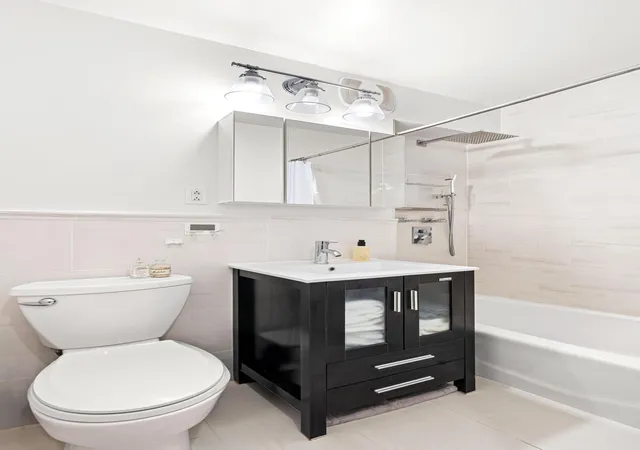 Photo 4 of House for sale at 155 E 34th Street #12D, New York, NY 10016 | MLS# RLS20057646 | Listing updated on 2025-12-06