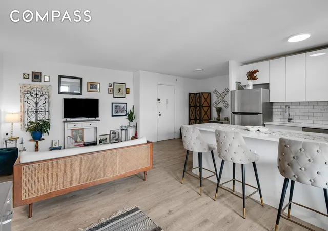 Photo 3 of House for sale at 5800 Arlington Ave #17D, Bronx, NY 10471 | MLS# RLS20057497 | Listing updated on 2025-12-25