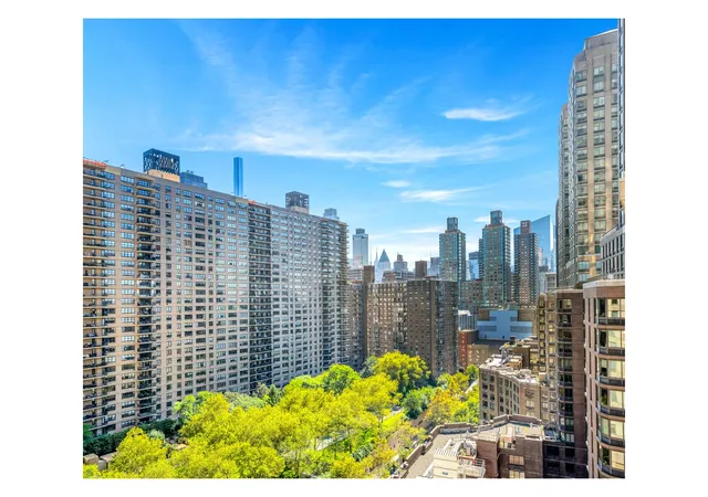 Homes for sale in New York City, NY | 200 Riverside Blvd #15E, New York City, NY 10069 | MLS# RLS20057708
