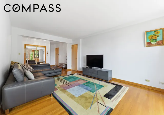 3rd image of 3616 Henry Hudson Pkwy #7GN, New York City, NY 10463 | MLS# RLS20057725