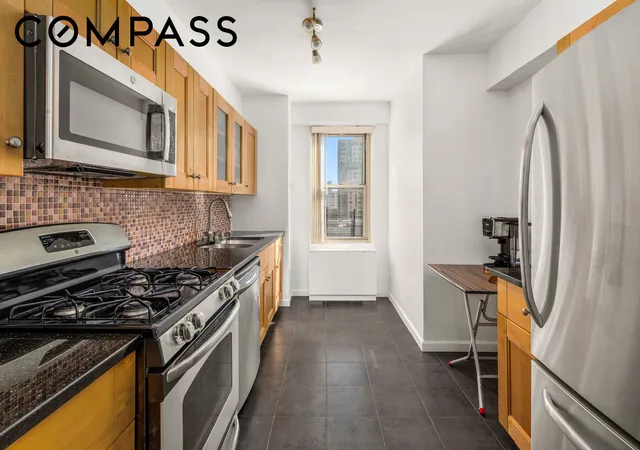 3rd image of 107-40 Queens Blvd #11A, Forest Hills, NY 11375 | MLS# RLS20057728