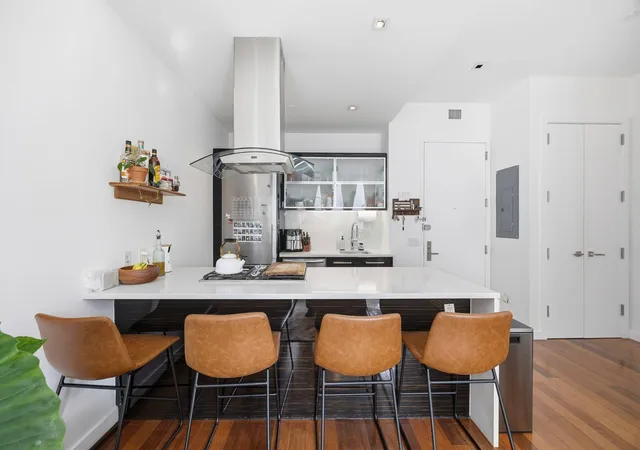 Photo 4 of House for sale at 135 N 11th Street #3D, Brooklyn, NY 11215 | MLS# RLS20057776 | Listing updated on 2026-03-11