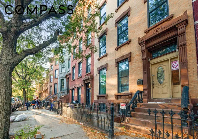 1st image of 913 Lafayette Ave, New York City, NY 11221 | MLS# RLS20057886