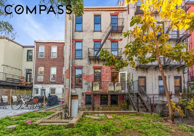 3rd image of 913 Lafayette Ave, New York City, NY 11221 | MLS# RLS20057886