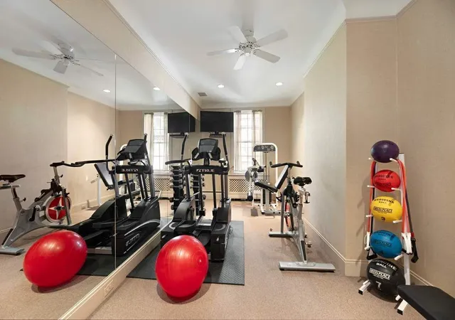 24th image of 121 E 65th St, New York City, NY 10065 | MLS# RLS20057922