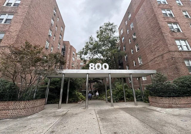 1st image of 800 Grand Concourse #SS, Bronx, NY 10451 | MLS# RLS20058084