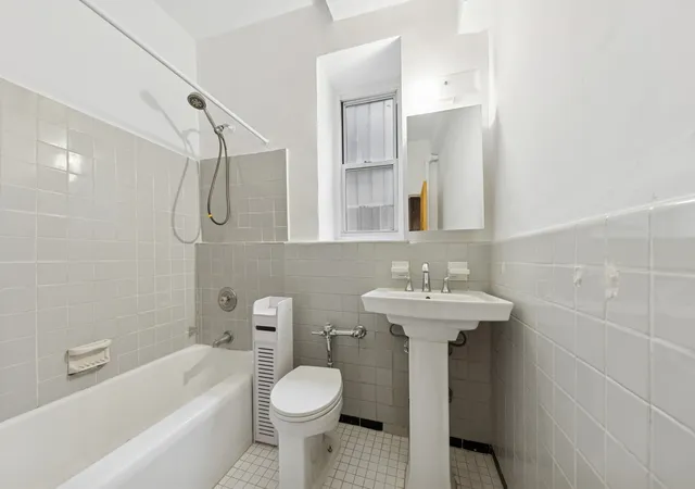 8th image of 800 Grand Concourse #SS, Bronx, NY 10451 | MLS# RLS20058084