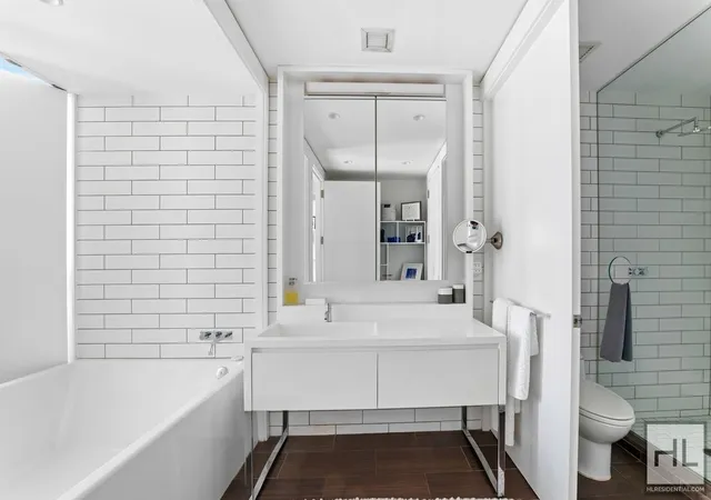Photo 3 of House for sale at 15 William St #32C, New York, NY 10004 | MLS# RLS20058232 | Listing updated on 2025-11-05