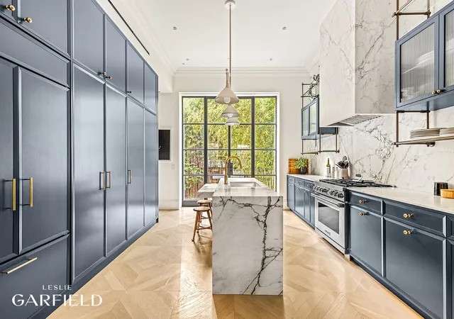 Photo 3 of Single family home for sale at 60 W 9th Street, New York, NY 10011 | MLS# RLS20058315 | Listing updated on 2025-12-16