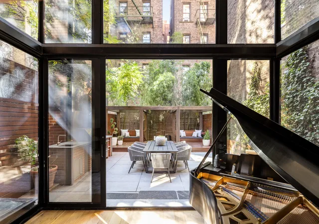 Photo 4 of Single family home for sale at 80 W Washington Pl, New York, NY 10011 | MLS# RLS20058383 | Listing updated on 2026-04-22