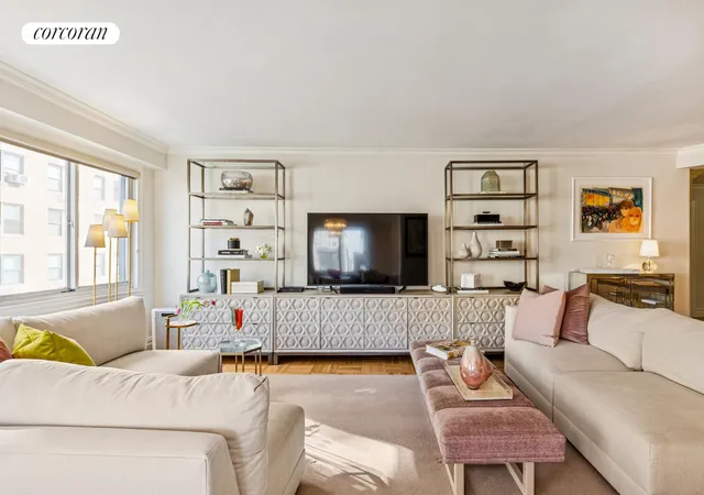 Listing Photo 2 - Condo for sale in building located at 200 E 78Th St, New York City, NY 10075 - Unit #11DE