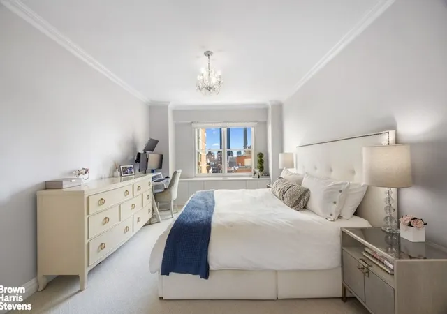 Photo 4 of House for sale at 370 E 76Th St #A1002, New York, NY 10021 | MLS# RLS20058508 | Listing updated on 2025-12-14
