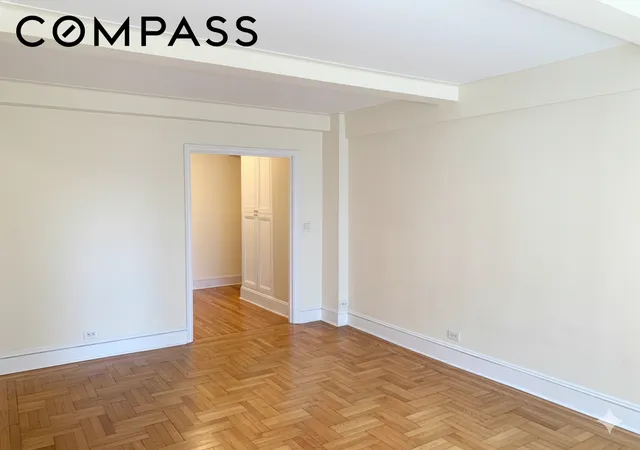 Homes for sale in New York City, NY | 433 W 34Th St #7A, New York City, NY 10001 | MLS# RLS20058605