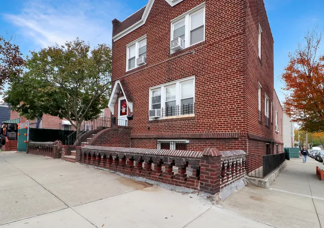 Photo 2 of Single family home for sale at 59 69 59th Street, Maspeth, NY 11378 | MLS# RLS20058635 | Listing updated on 2026-02-12