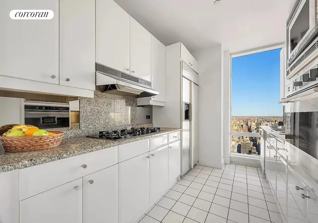 Photo 4 of House for sale at 845 United Nations Plz #42E, New York, NY 10017 | MLS# RLS20058697 | Listing updated on 2026-06-01