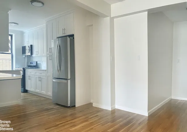 3rd image of 525 W 235Th St #4A, Bronx, NY 10463 | MLS# RLS20058711