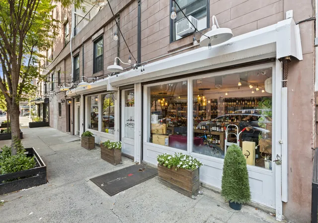 Photo 3 of Townhouse for sale at 420 Lenox Ave, New York, NY 10037 | MLS# RLS20058785 | Listing updated on 2026-04-22