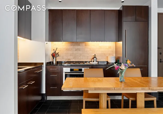 Photo 2 of Condo for sale at 40 Broad St #15B, New York, NY 10004 | MLS# RLS20058843 | Listing updated on 2025-12-20