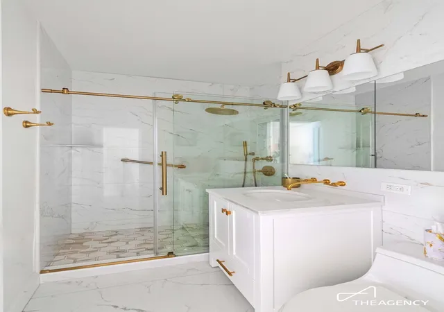 Photo 3 of Sale Pending at 360 E 72nd Street #B1511, New York, NY 10021 | MLS# RLS20058875 | Listing updated on 2025-11-22