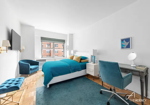 Photo 4 of Sale Pending at 360 E 72nd Street #B1511, New York, NY 10021 | MLS# RLS20058875 | Listing updated on 2025-11-22
