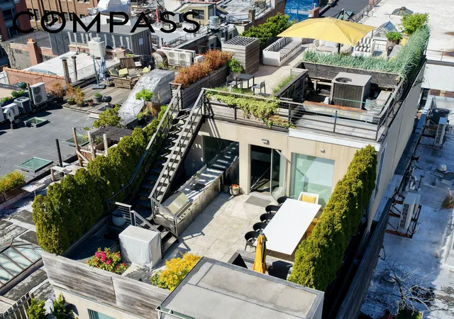 Listing Photo 4 - Condo for sale in building located at 42 White St, New York City, NY 10013 - Unit #PH