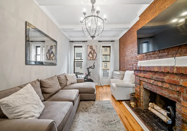 Photo 2 of Condo for sale at 132 W 71st Street #7, New York, NY 10023 | MLS# RLS20058944 | Listing updated on 2025-11-08