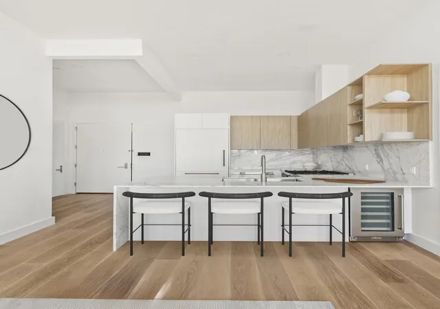 3rd image of 1019 Hancock St, New York City, NY 11221