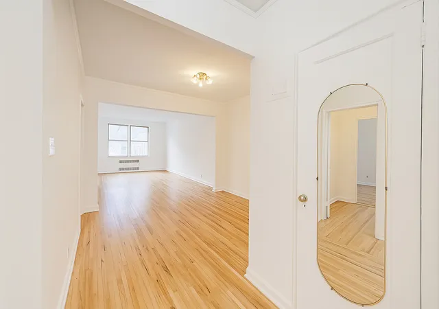 4th image of 915 E 17Th St #302, Brooklyn, NY 11230 | MLS# RLS20059151