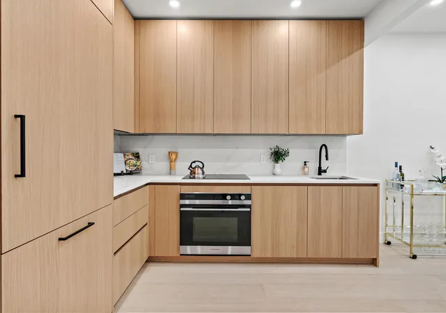 Photo 3 of House for sale at 204 Withers St #2-F, Brooklyn, NY 11211 | MLS# RLS20059197 | Listing updated on 2026-01-13