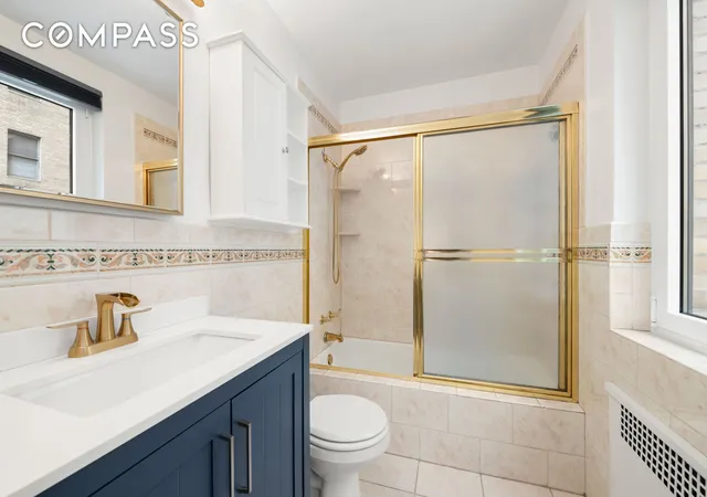Photo 4 of Sale Pending at 860 5th Avenue #5L, New York, NY 10065 | MLS# RLS20056806 | Listing updated on 2026-06-02