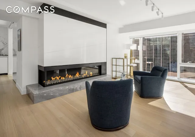 4th image of 135 W 52Nd St, New York, NY 10019