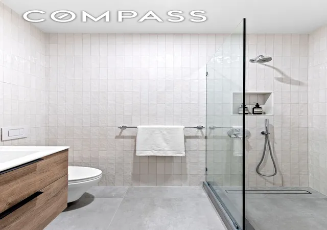 Listing Photo 5 - Condo for sale in building located at 489 7Th Ave, New York City, NY 11215 - Unit #3