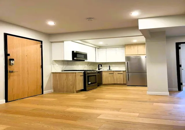 Photo 2 of Sale Pending at 116 17 Grosvenor Ln #1-A, Richmond Hill, NY 11418 | MLS# RLS20059344 | Listing updated on 2026-07-30