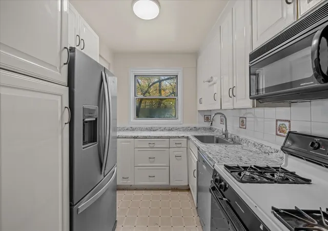 4th image of 750 Kappock St #207, New York City, NY 10463 | MLS# RLS20059601