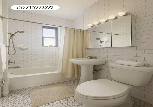 2nd image of 21-67 33Rd St, Astoria, NY 11105