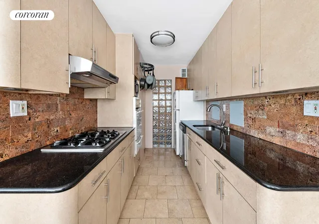 5th image of 315 W 70Th St #3L, New York City, NY 10023 | MLS# RLS20059726