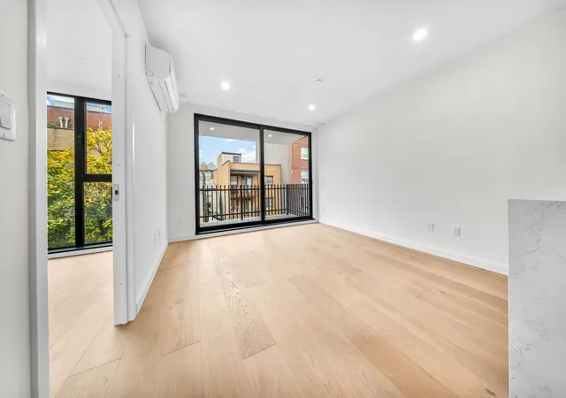 Photo 4 of Sale Pending at 30-24 32nd Street #2-B, New York, NY 10016 | MLS# RLS20059773 | Listing updated on 2026-03-31