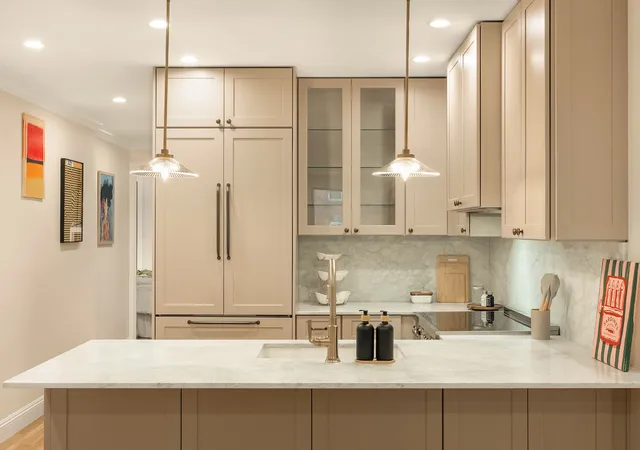 Listing Photo 4 - Condo for sale in building located at 378 8th St, New York City, NY 11215
