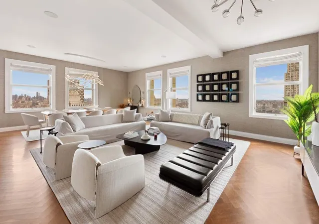 Single family home for sale at 2 Park Pl #35A, New York City, NY 10007 | MLS# RLS20059895