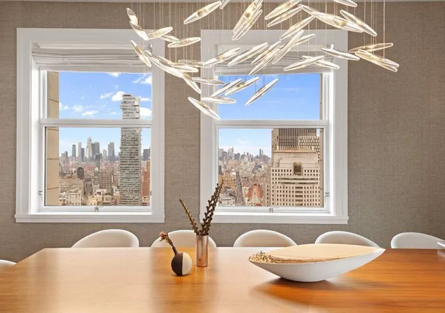 Photo 3 of Single family home for sale at 2 Park Pl #35A, New York City, NY 10007 | MLS# RLS20059895 | Listing updated on 2026-07-30