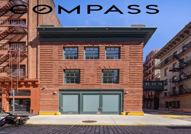 Photo 3 of Single family home for sale at 9 Jay St, New York, NY 10013 | MLS# RLS20059363 | Listing updated on 2026-07-13