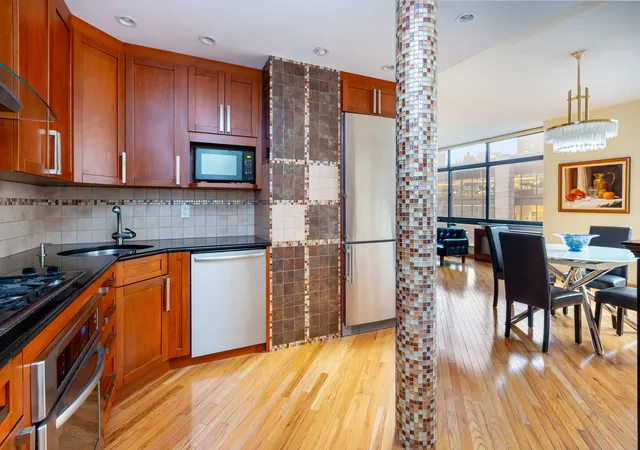 4th image of 303 E 43Rd St #14A, New York, NY 10017 | MLS# RLS20060022
