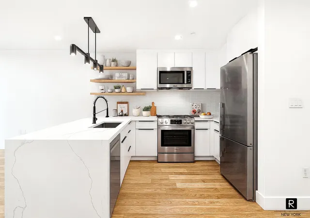 Photo 3 of Condo for sale at 340 Metropolitan Ave #5-B, Brooklyn, NY 11211 | MLS# RLS20060063 | Listing updated on 2026-03-01