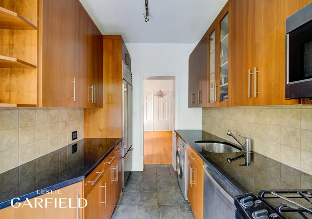 Photo 3 of Sale Pending at 48 W 11th Street, New York, NY 10011 | MLS# RLS20060176 | Listing updated on 2026-06-03