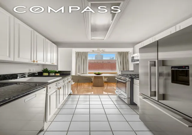 Photo 3 of House for sale at 404 E 76Th St #7D, New York, NY 10021 | MLS# RLS20059238 | Listing updated on 2025-12-17