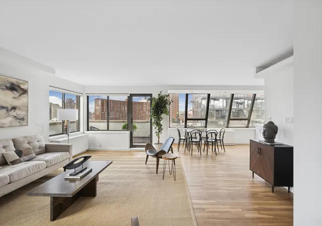 2nd image of 50 Henry St #PHB, New York, NY 10002 | MLS# RLS20060383