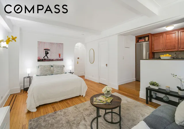 2nd image of 102 W 85th St #2B, New York City, NY 10024 | MLS# RLS20059935